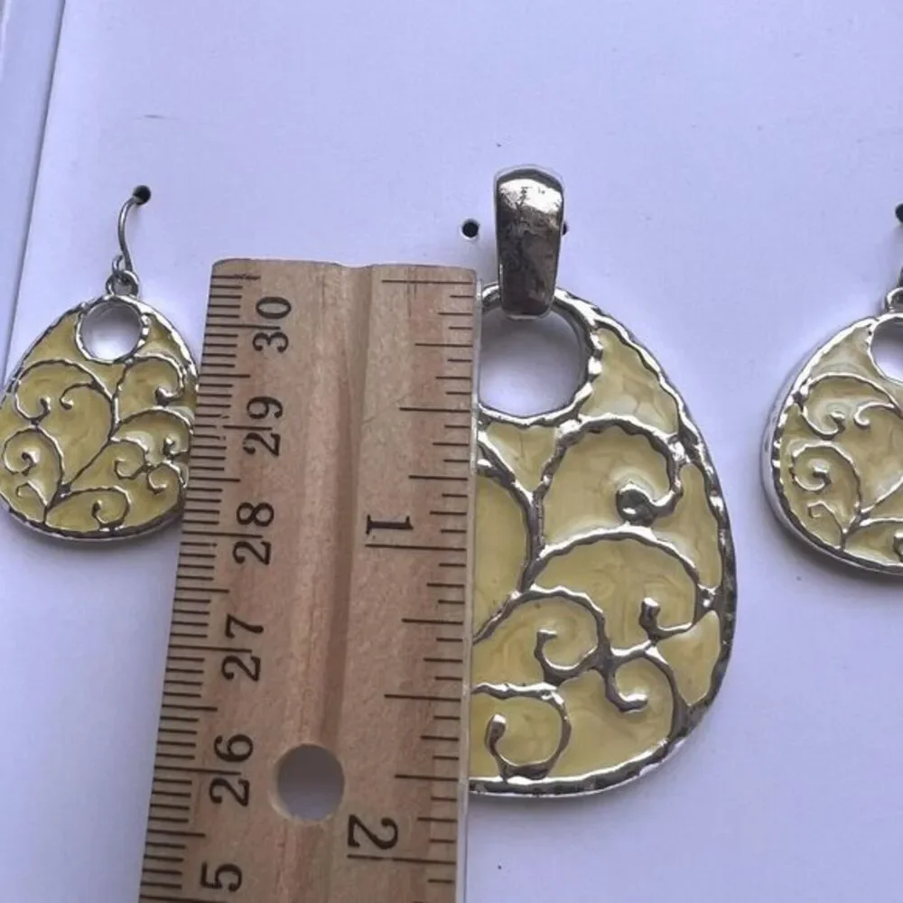 Set of 2 Pendant and Earrings Set Silver-tone‎ Yellow Enamel